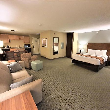 Amerivu Inn And Suites - Chisago City מראה חיצוני תמונה