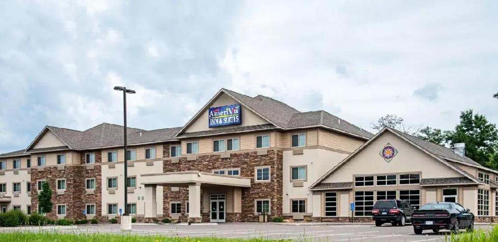 Amerivu Inn And Suites - Chisago City מראה חיצוני תמונה