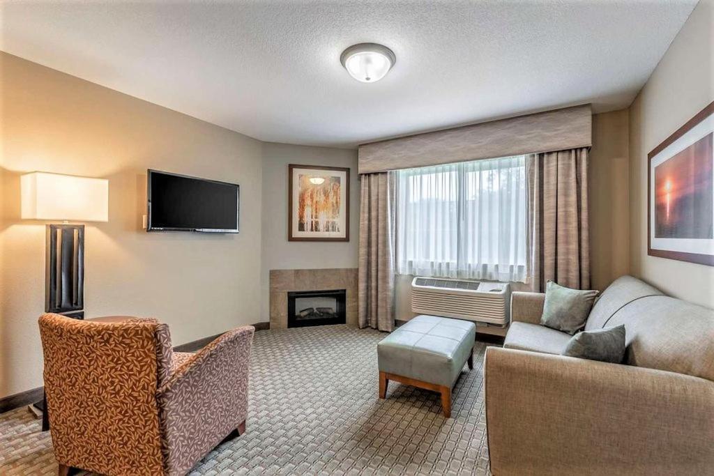 Amerivu Inn And Suites - Chisago City מראה חיצוני תמונה
