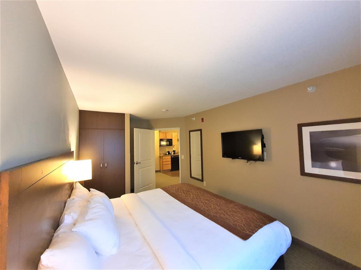 Amerivu Inn And Suites - Chisago City מראה חיצוני תמונה