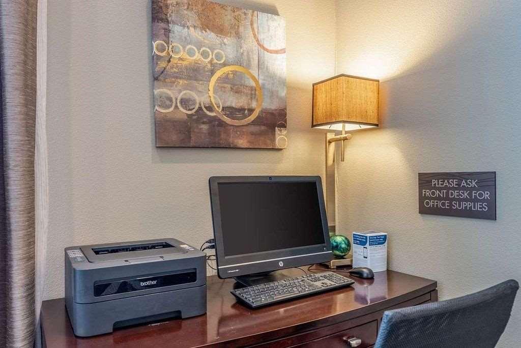 Amerivu Inn And Suites - Chisago City מתקנים תמונה